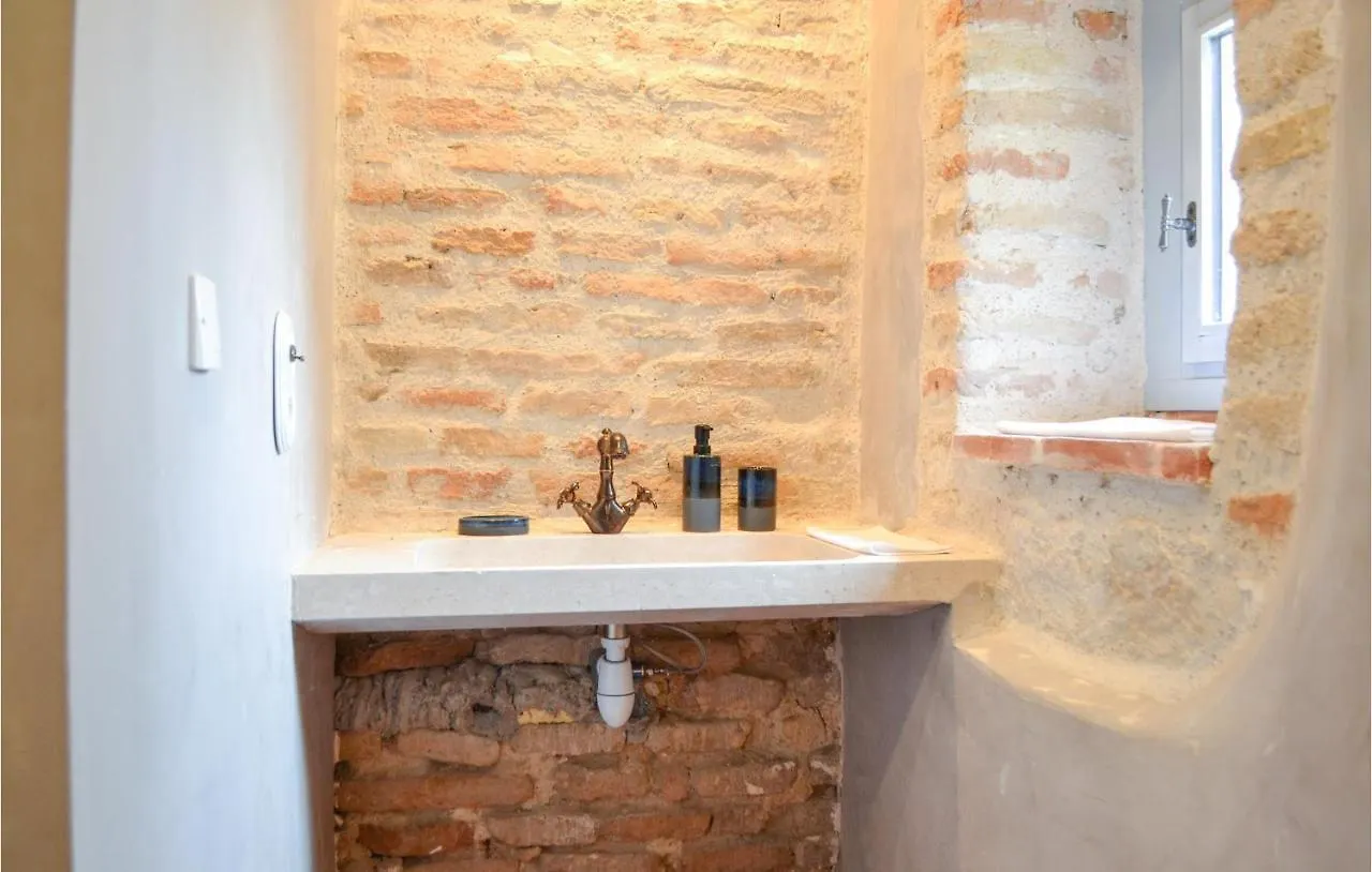 Awesome Home In Lauzerte With Wifi 別荘