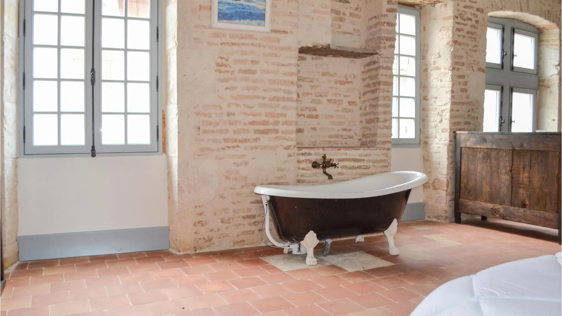 Awesome Home In Lauzerte With Wifi